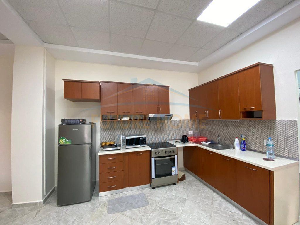 Qera, Apartament 2+1, Rruga e Kavajës, Tiranë.