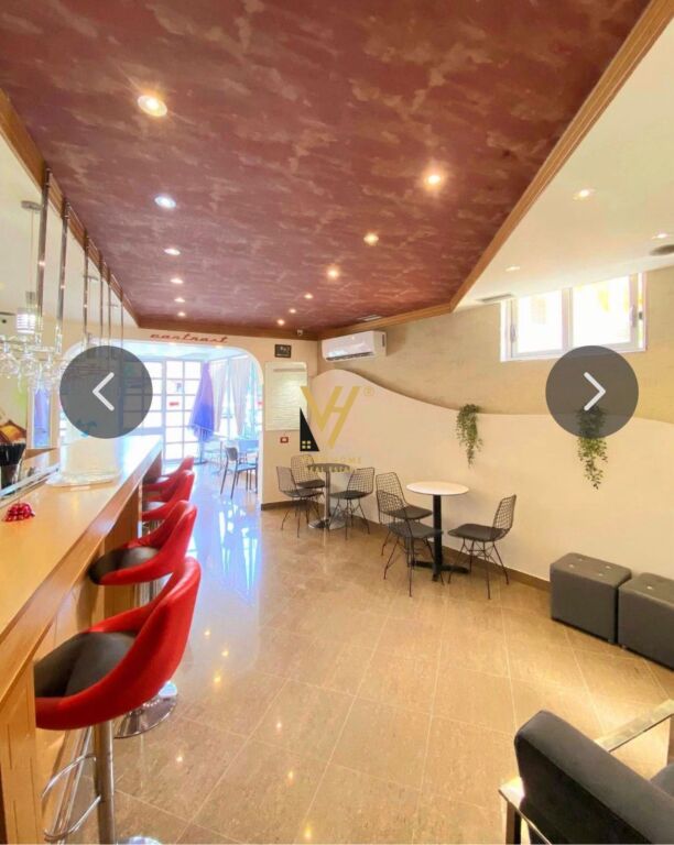 SHITET BAR-KAFE 60 M2 NE FIER 105.000 EURO