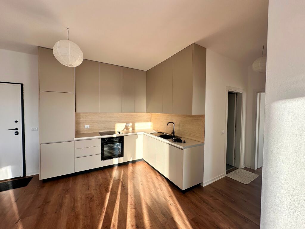 Rent, Apartment 2+1 5 Maji 60,000 lek