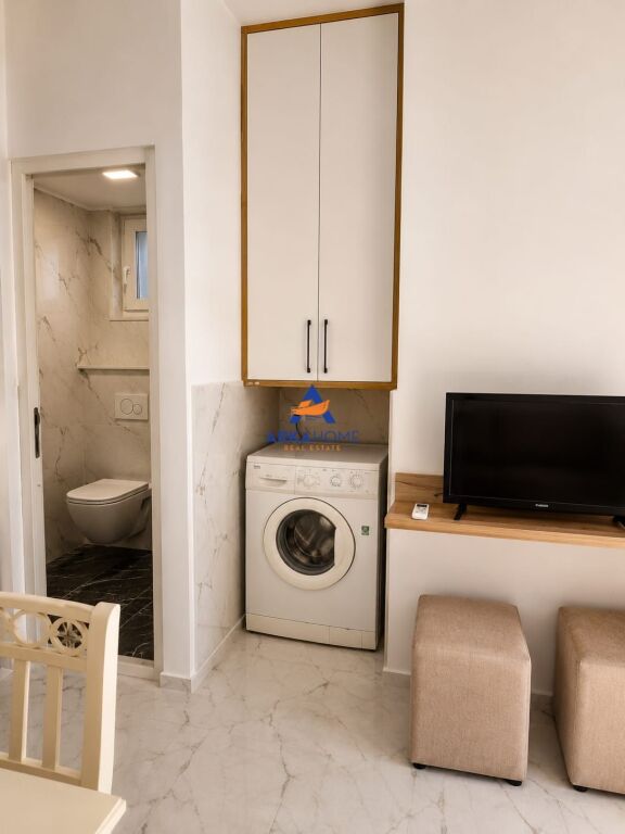 JEPET GASONIERE ME QIRA 35M2 "5 MAJ, PAS QENDRES CONCORD" 40.000 LEKE