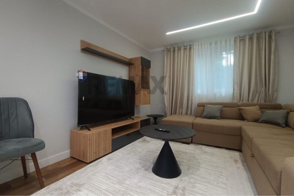 Apartament 2+1 per qira ne Qender!
