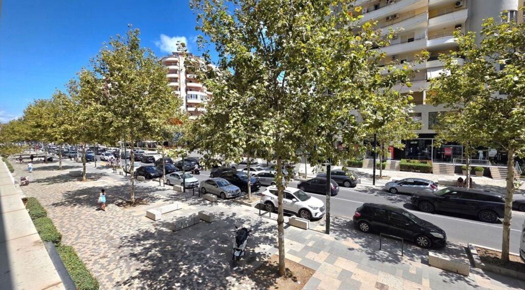 EXCLUSIVE OPPORTUNITY – SHOP FOR SALE | VLORË