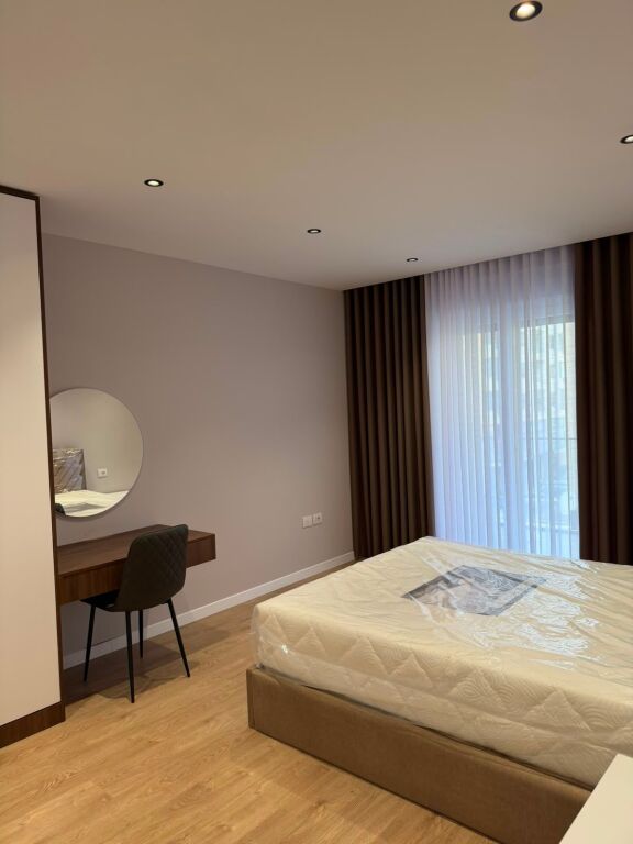 For rent 1+1+parking Selvia Center 900 thousand lek