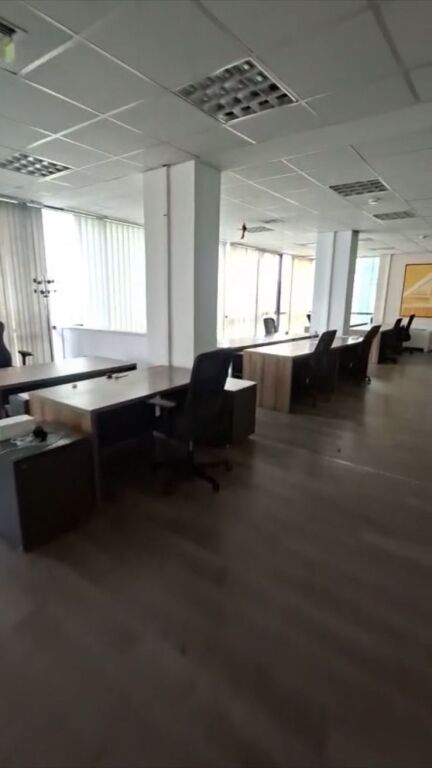 AMBIENT BIZNESI ME QIRA – QENDËR TIRANË