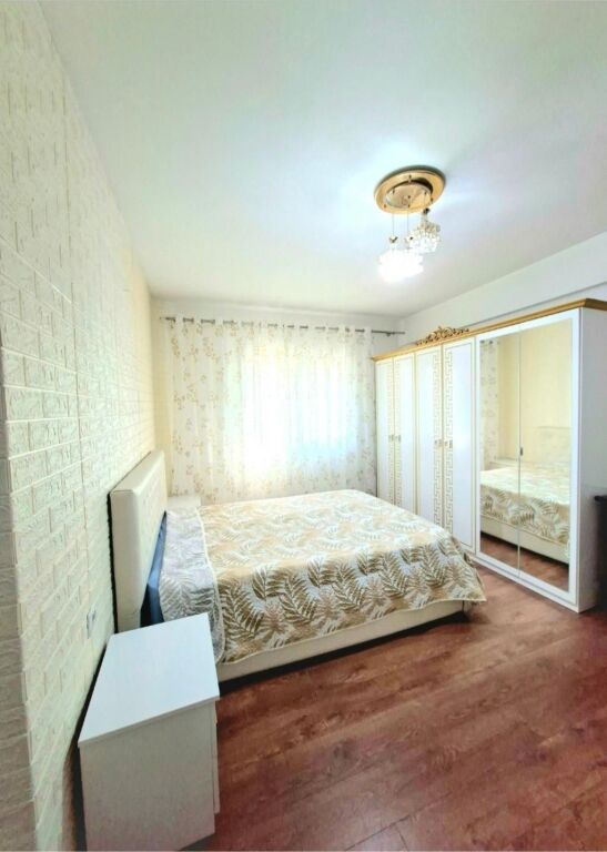 Qera | Vilë 2 + 1+2| Rruga Niko Avrami | 700 €/muaj
