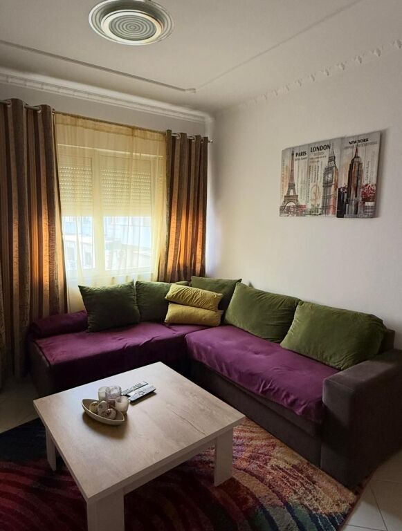 Apartament 2+1 per qera Fresk !