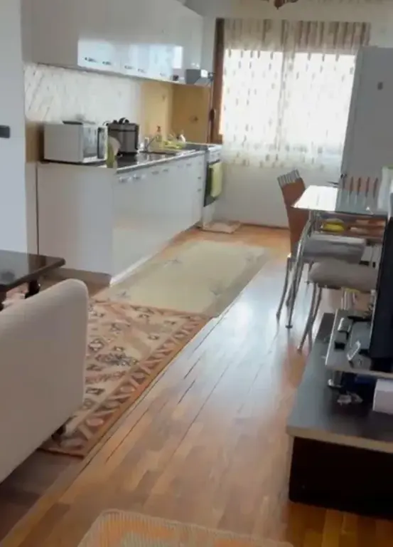 Rent | Apartament 1 + 1 | Ish Stacion Treni | 600 €/month