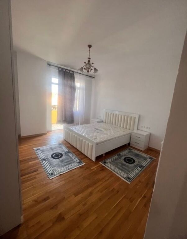 Affittasi Appartamento 2+1+1 con Balcone