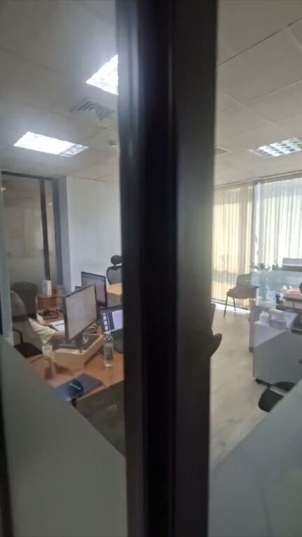 AMBIENT BIZNESI ME QIRA – QENDËR TIRANË