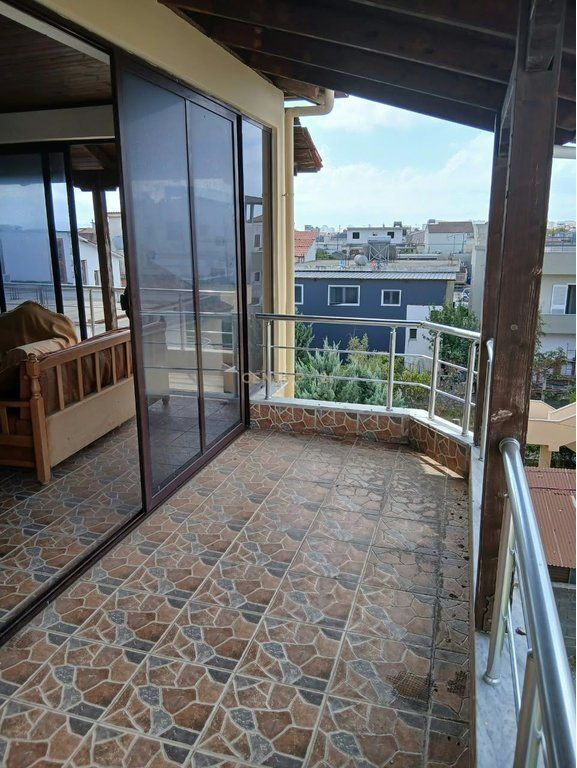 Villa su 3 Piani in Vendita Via Rilindja, Durres