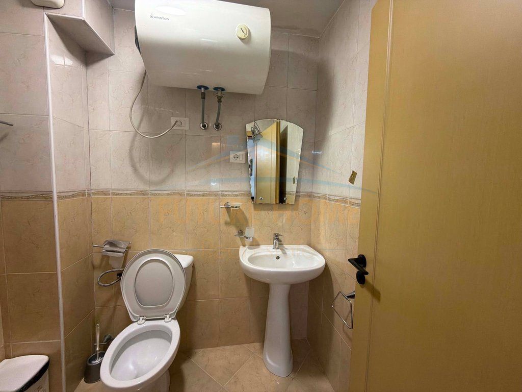 For sale, Apartment 2+1+2, Paris Commune
