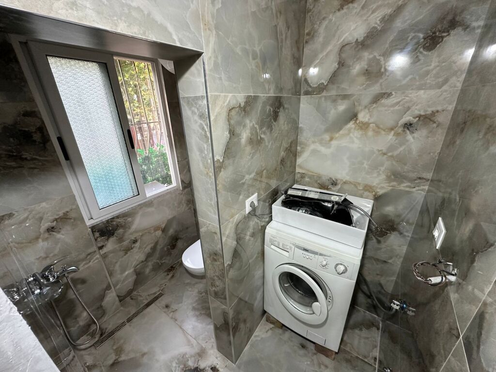 Apartament 1+1 me qera tek ish parku ne zonen e 21 dhjetorit