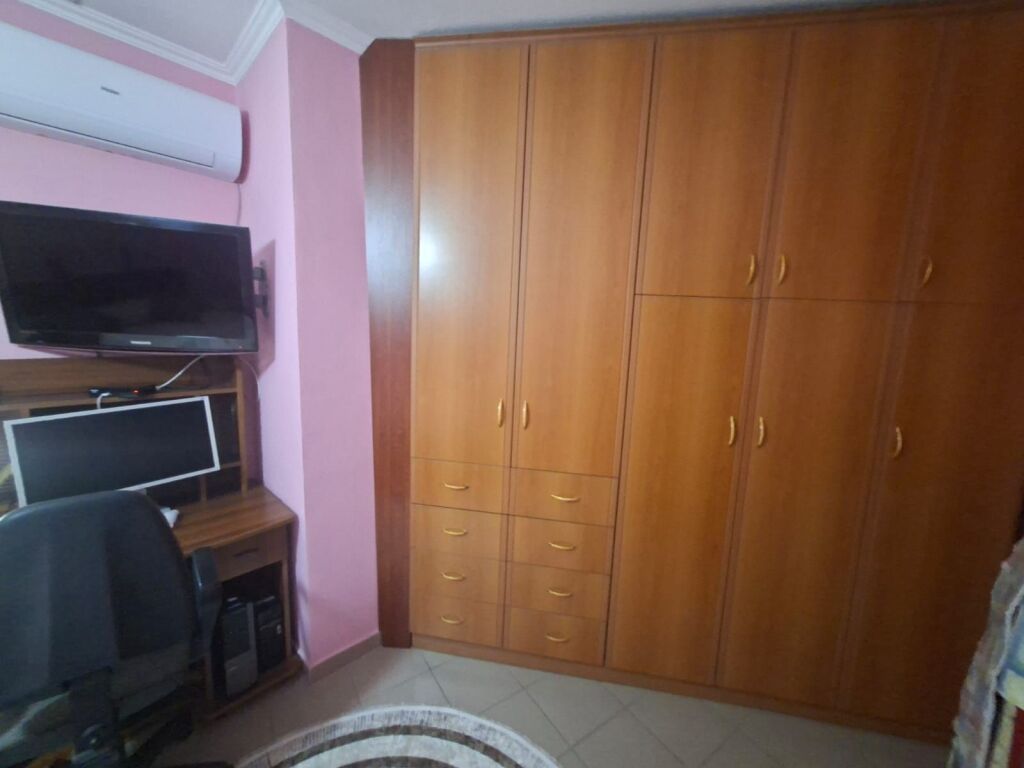 Apartament me qera 1+1 📍Brryl, prane palester Friends