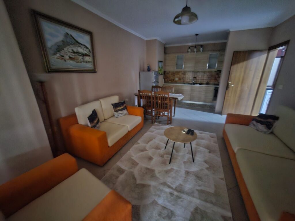 Apartament me qera 1+1 📍Brryl, prane palester Friends