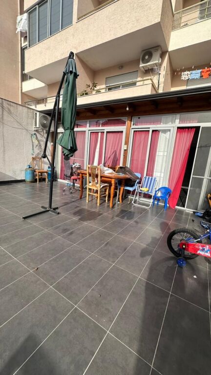 🏡 SHITET APARTAMENT 2+1 + 2 TUALETE + VERANDË – LAGJJA 18, DURRËS