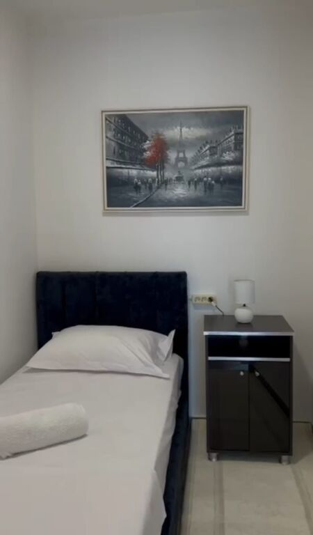 Qera | Apartament 2 + 1 | Rruga 5 Maji | 650 €/muaj