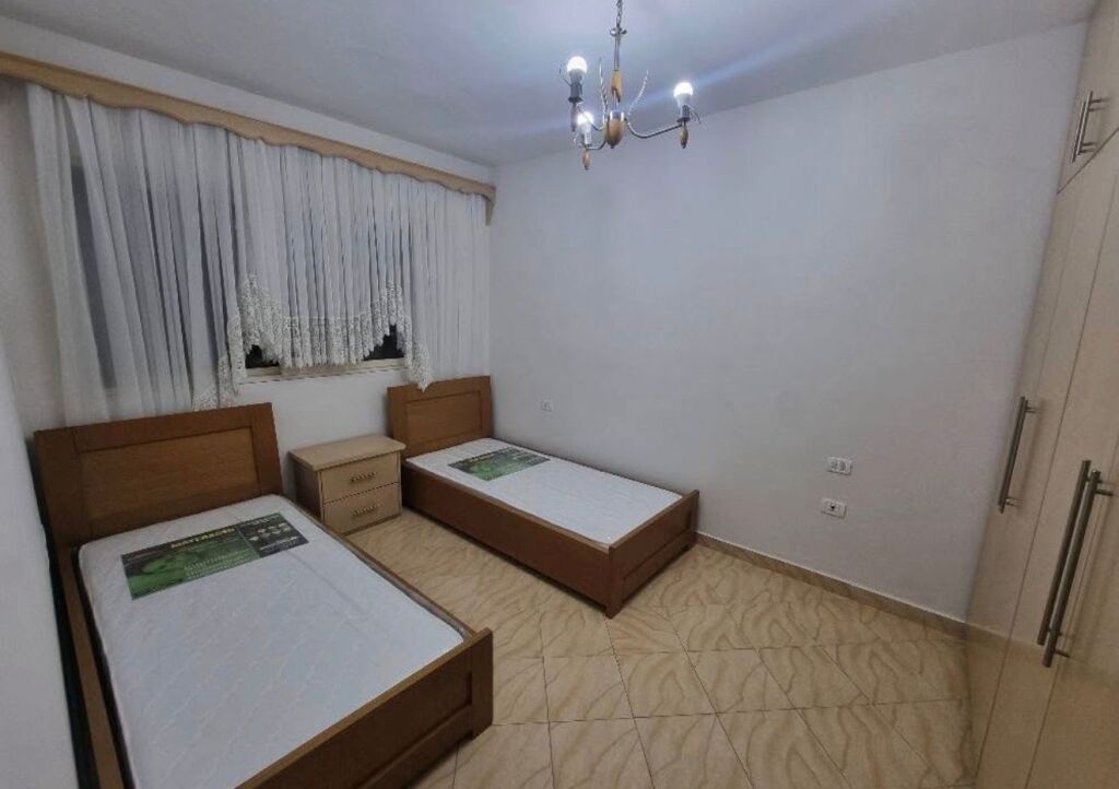 Qera | Apartament 2 + 1 | Fresku | 450 €/muaj