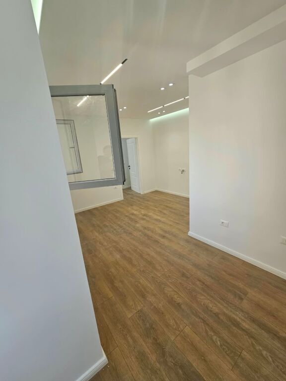 Shiten 2 apartamente 1+1( 21 Dhjetori)
