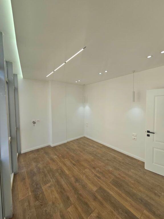 Shiten 2 apartamente 1+1( 21 Dhjetori)