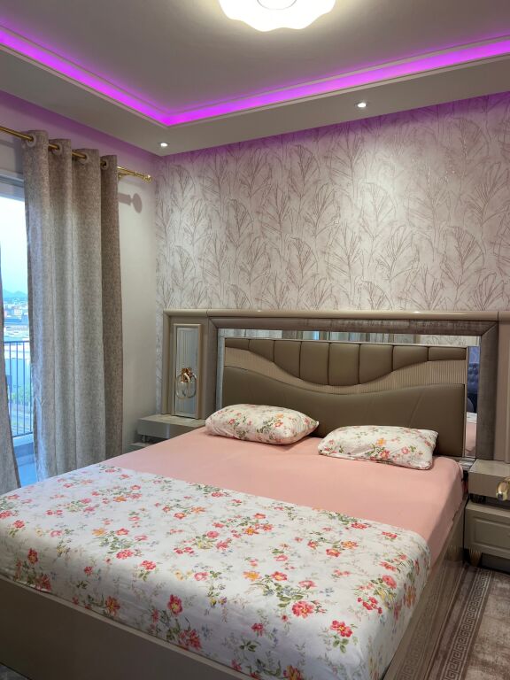 Jepet me qira 1+1 Univers City 500€