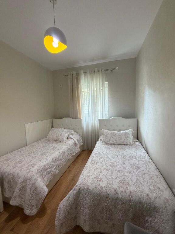 Apartament 2+1 per shitje te Vasil Shanto !