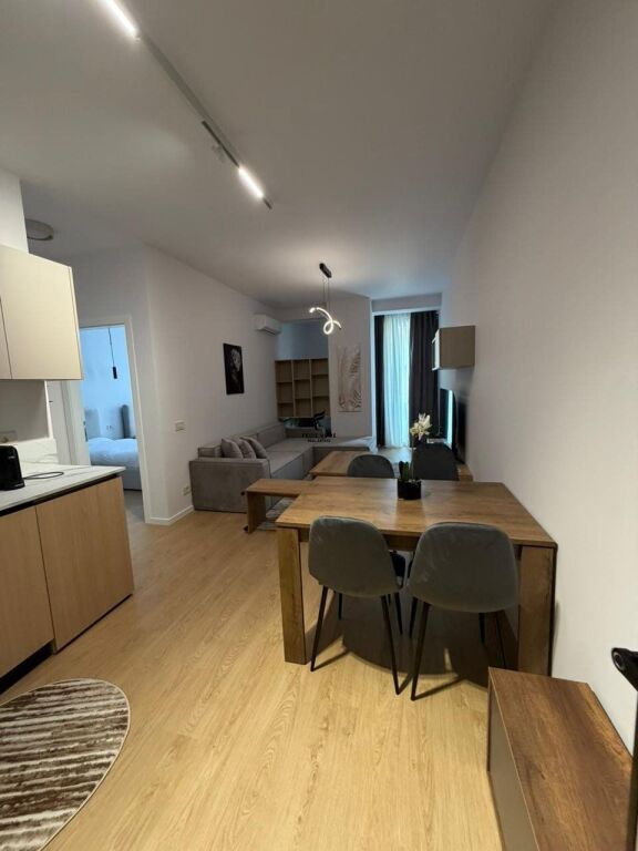 APARTAMENT ME QERA 1+1 MINE PEZA 110.000 LEKE FH-90071