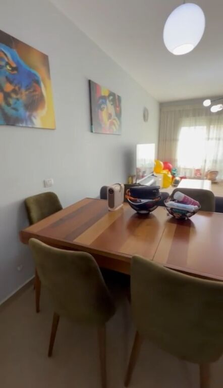 Apartament me qera 3+1+2+parkim