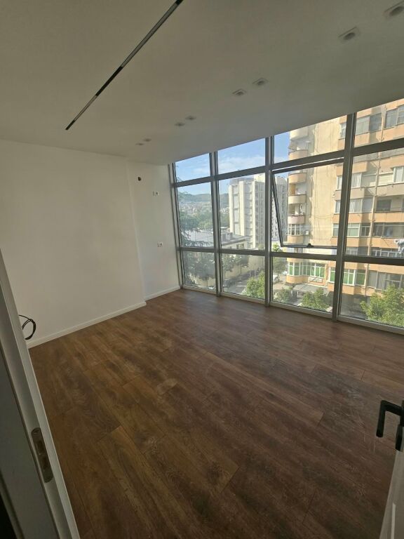 Shiten 2 apartamente 1+1( 21 Dhjetori)