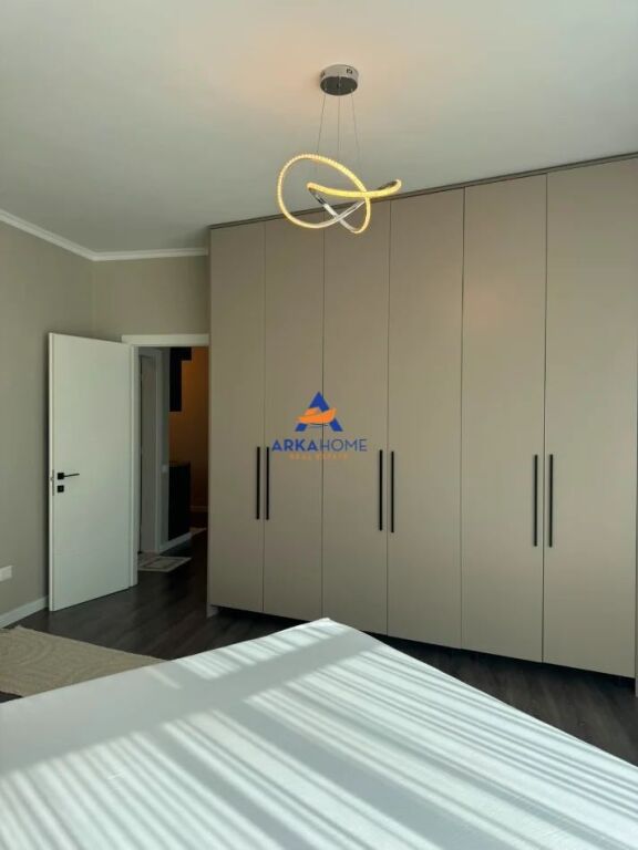 JEPET APARTAMENT ME QERA 1+1+BALLKON "TE CASA ITALIA " 55.000 LEKE