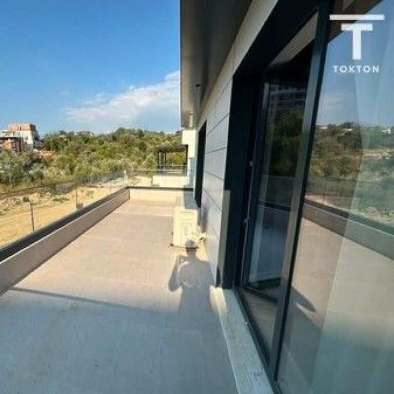 FOR SALE, APARTMENT 2+1, DRY LAKE, TIRANA