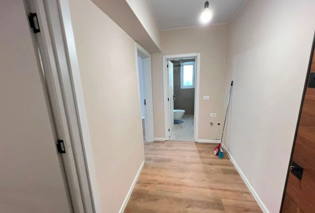 Jepet me qira apartament 1+1