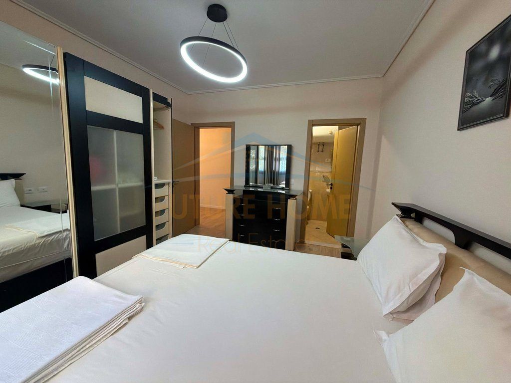 For sale, Apartment 2+1+2, Paris Commune