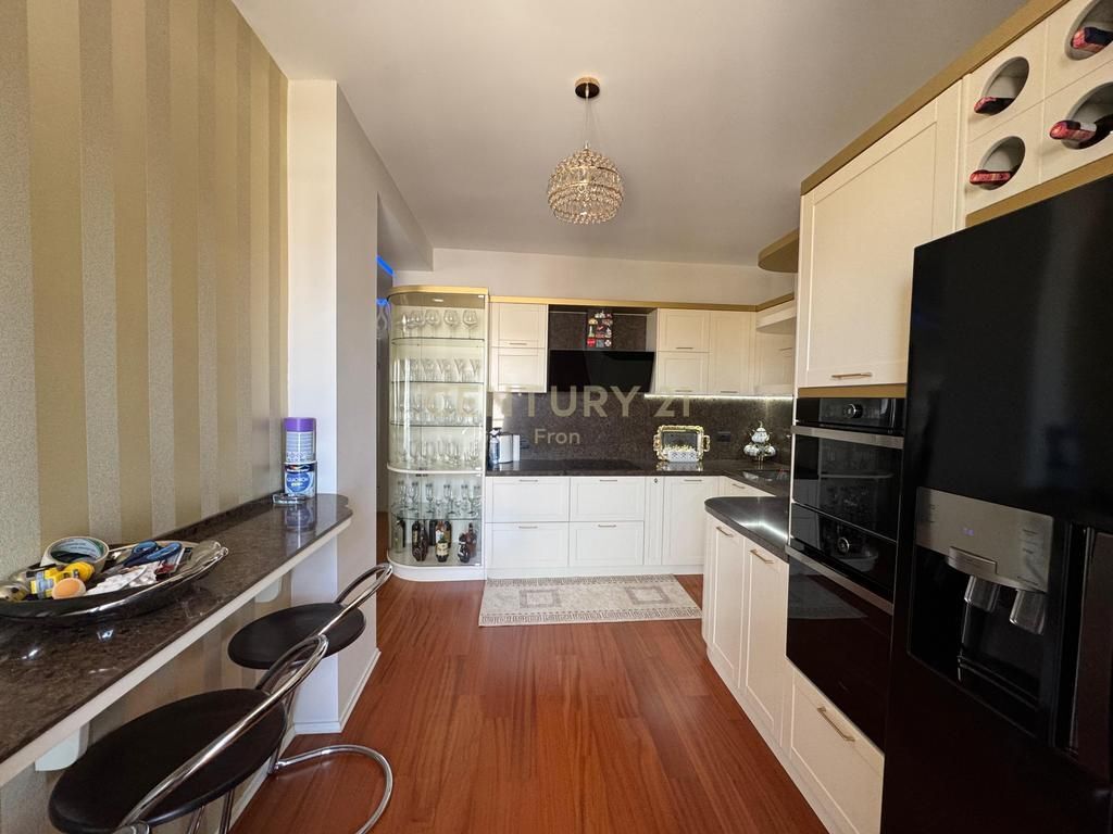 JEPET ME QIRA SUPER APARTAMENT 2+1+2 Kopshti Zoologjik
