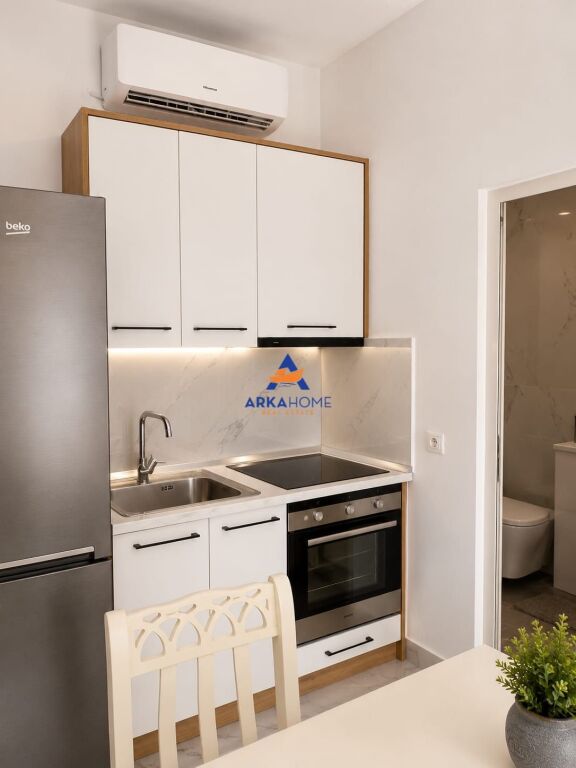 JEPET GASONIERE ME QIRA 35M2 "5 MAJ, PAS QENDRES CONCORD" 40.000 LEKE
