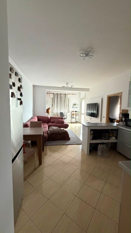 Jepet me qera apartamenti 1+1