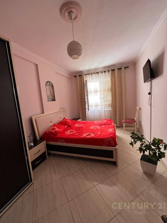 Shitet apartament modern 2+1+2 prane Bar Artistit, Astir!