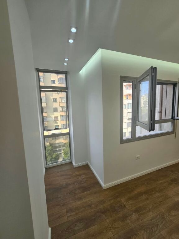 Shiten 2 apartamente 1+1( 21 Dhjetori)