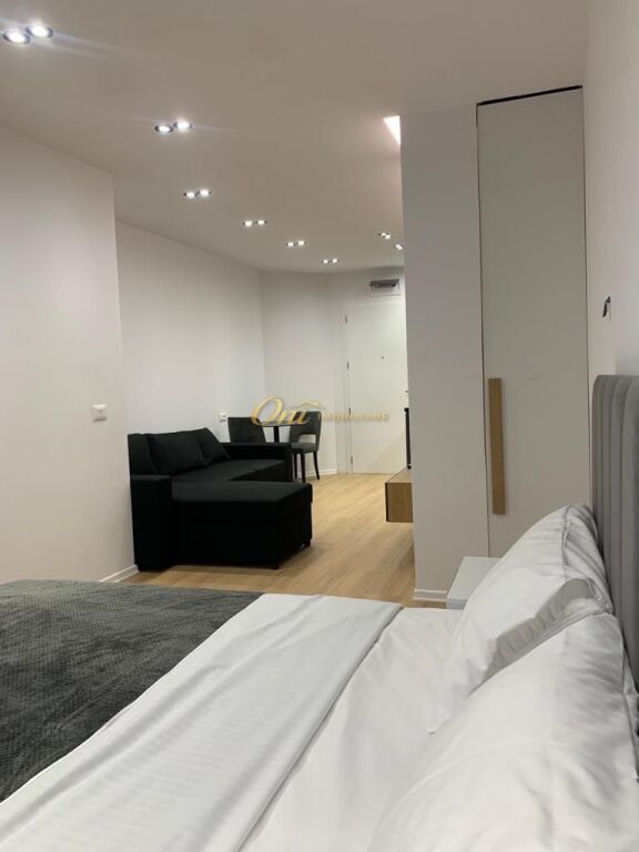 QENDER, 3 STUDIO PER AIRBNB ME QERA
