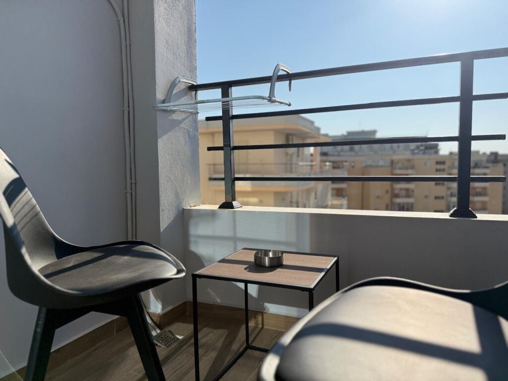 Apartament me qira në Lungomare Vlorë Tetor-1 Qershor