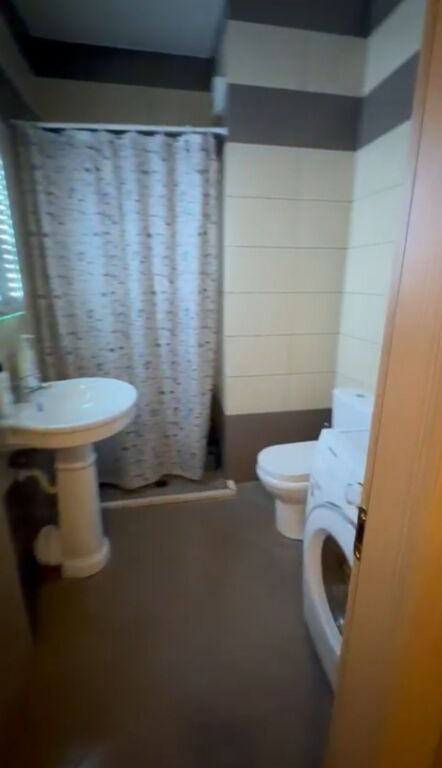 Apartament me qera 3+1+2+parkim