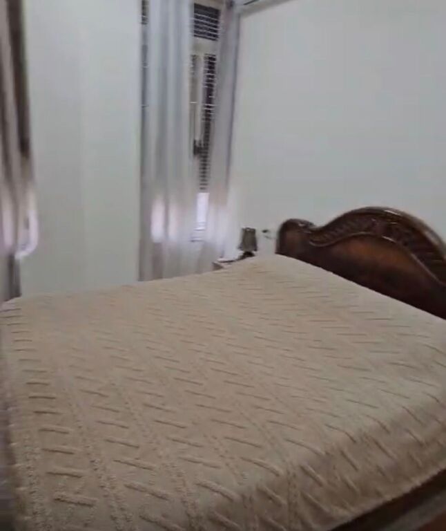 Apartament 2+1 me qira tek Rr Kavajes!