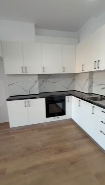 2+1 apartment for rent in Kamez