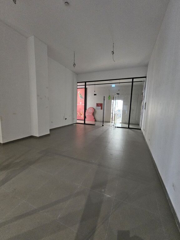 Affitto | Ambjent Biznesi | Tirana Garden Building | 1100 €/mese