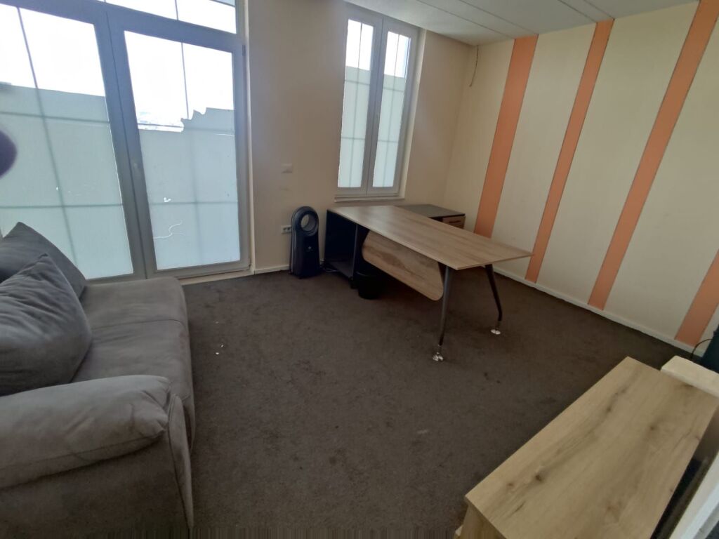 2 office spaces for rent in the 5th of May area near Con Cord Center