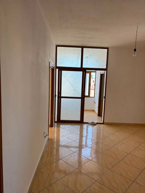 Apartment for rent in a private building 3+1