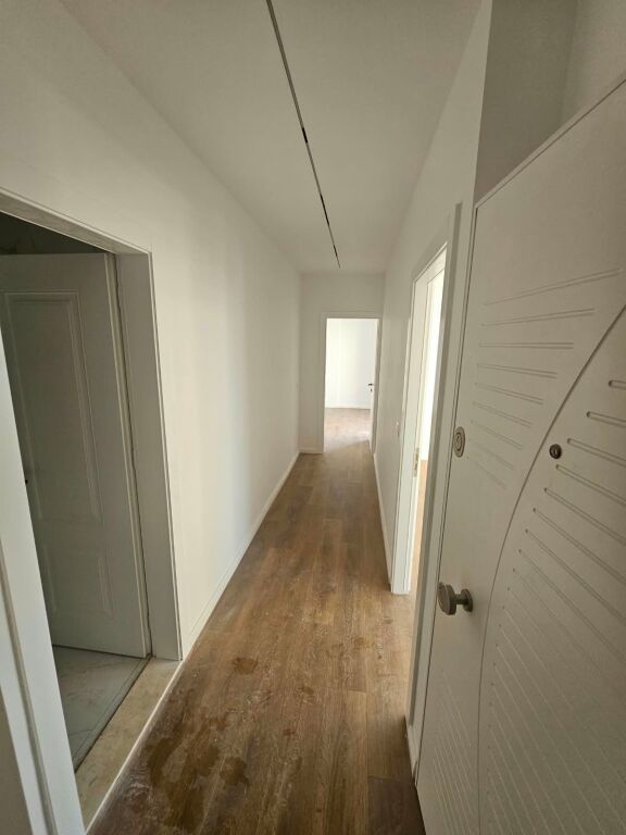 Shiten 2 apartamente 1+1( 21 Dhjetori)