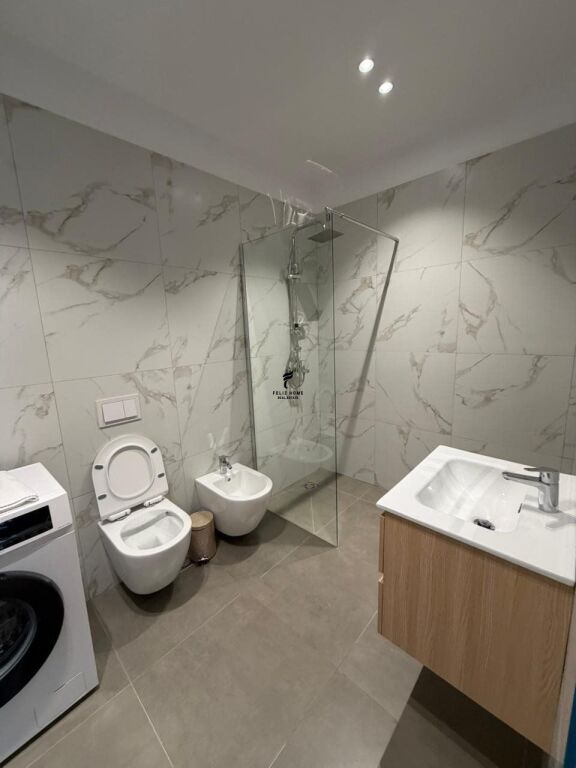 APARTAMENT ME QERA 1+1 MINE PEZA 110.000 LEKE FH-90071