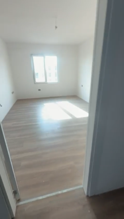 Apartament 2+1 per shitje Paskuqan !