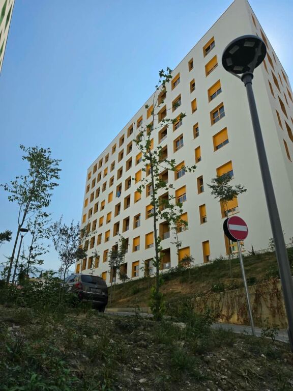 🟤SHITET: 1+1 &amp; Ballkon 📍Ali Demi - Residenca Kadiu | 47m², Kati 6, Orientim Jug, Me Hipotekë ✅️ 89,500€