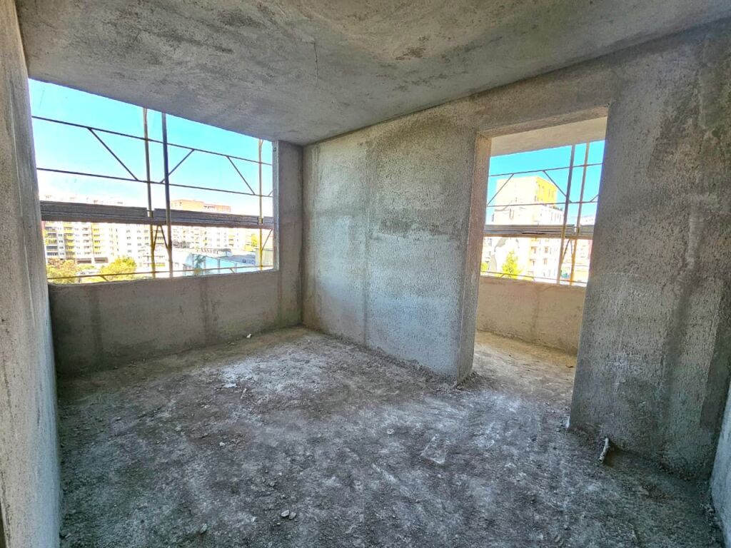 COLONNADE RESIDENCE, VENDIAMO APPARTAMENTO 3+1